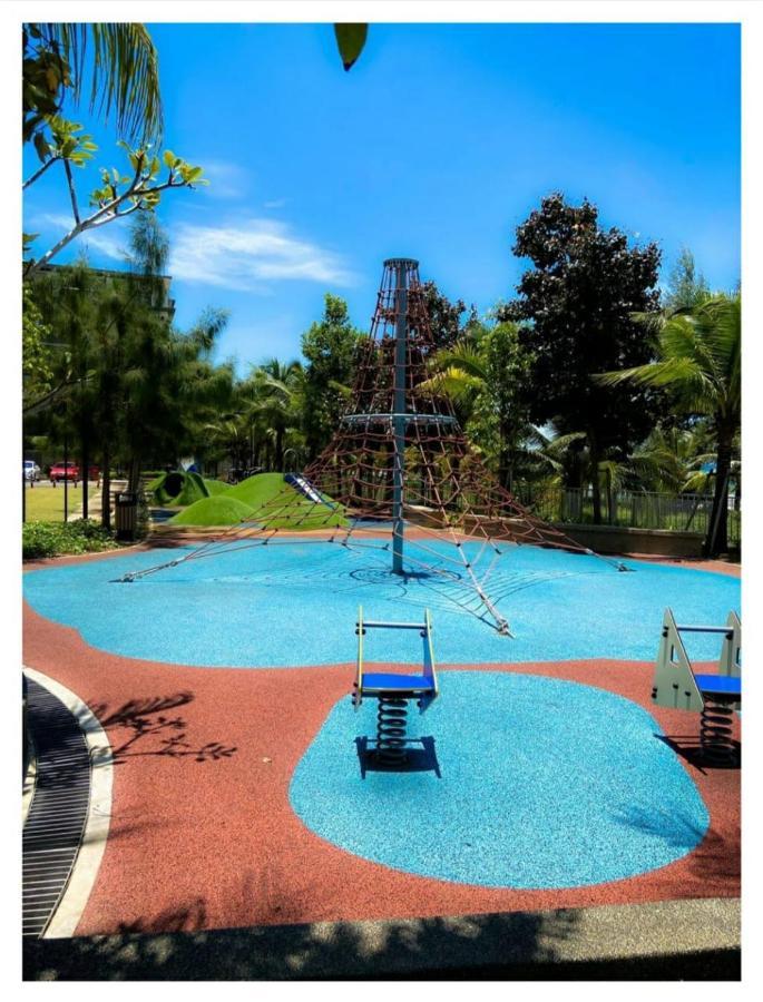 Searenitysuite At Timurbay Seafront Residence, Kuantan Exteriör bild